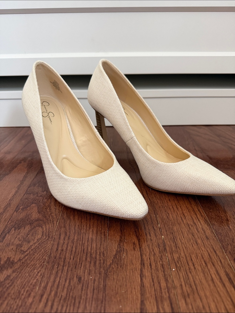 Jessica Simpson Cream Textured Pointed-Toe Pumps